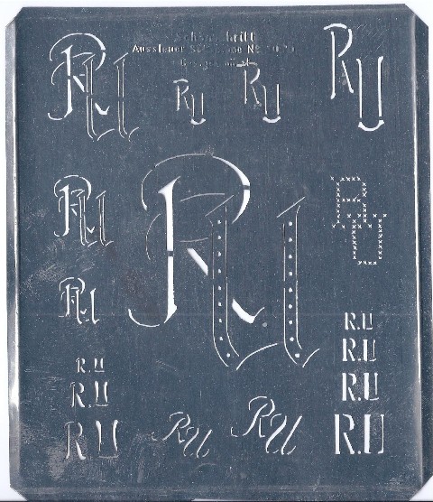 RU - Schöne Zink Monogrammschablone 17 x RU