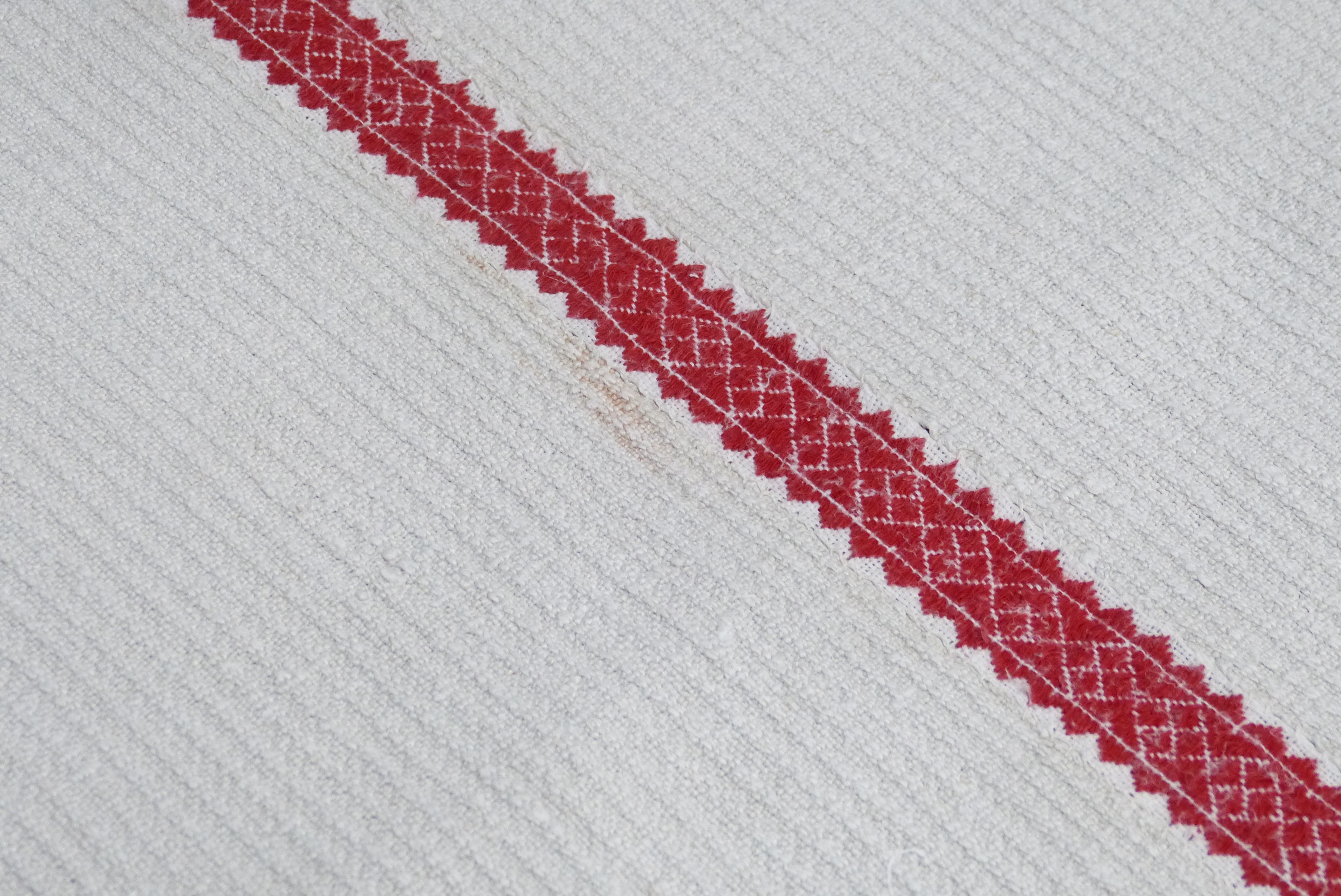 Tischdecke grobes Leinen handgewebt roter Mittelstreifen 130 x 110