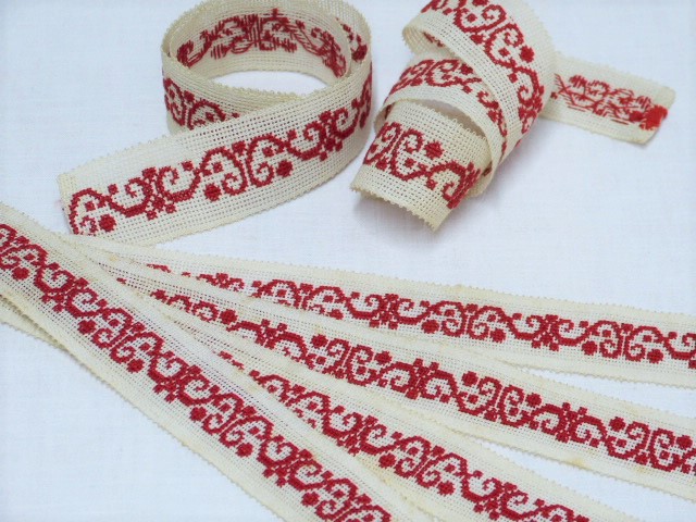 6 handgestickte  Wäschebänder ohne Bänder roter Kreuzstich 3 x 48-54 cm