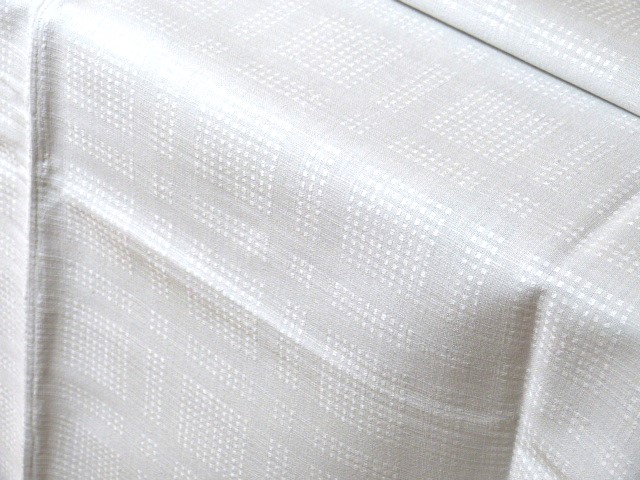 Leinentischdecke handgewebt Mittelnaht Muster weiße Karos kleine Quadrate Mono FH  104x129