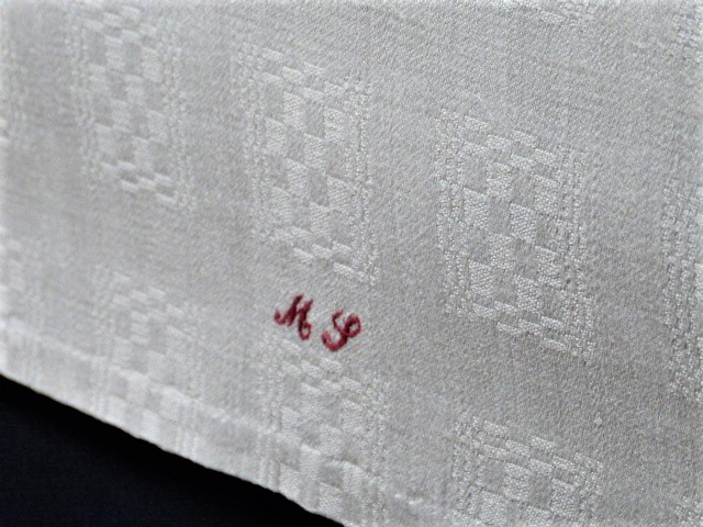 Handgewebtes Leinentuch gebrochenes Weiß Grafisches Muster Streifen Blöcke Mono MS  50 x 150