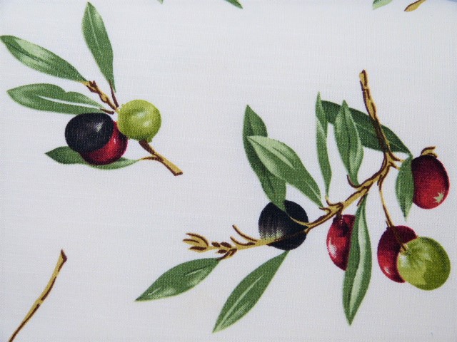 Kissenhülle Olivenzweige mit Oliven in verschiedenen Farben 40 cm x 40 cm