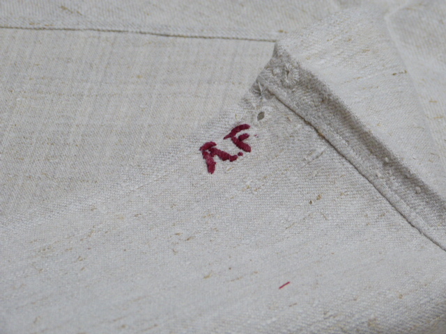 Heller fester Leinensack handgewebt Größe 65 x 134 cm rotes kleines Mono A.F. 
