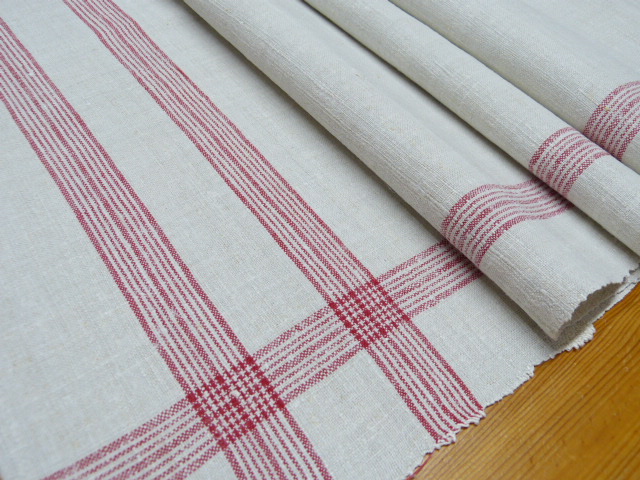 Langes Tuch aus handgewebtem Leinen mit roten schmalen Randstreifen Größe 55x170